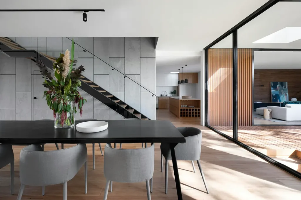 Craig Douglas - Your Local Gold Coast Real Estate Agent 0418 189 963 v09